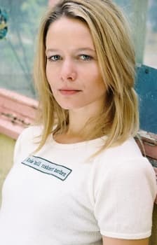 Stoepel, Julia
