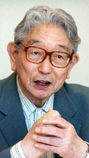 Kume, Akira