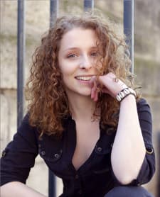 Esseger, Adèle