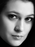 Eszter Anna, Sipos