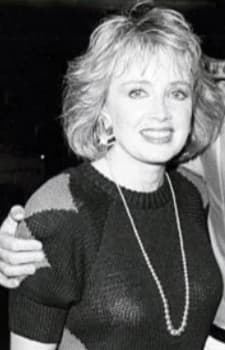 McWhirter, Julie