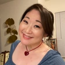 Komure, Stephanie