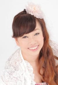 Yukie, Rena